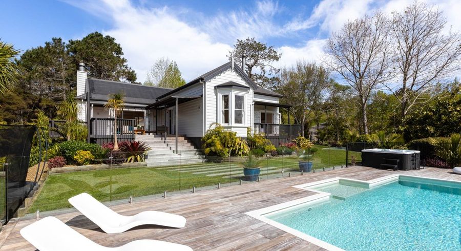  at 340 Paremoremo Road, Paremoremo, North Shore City, Auckland