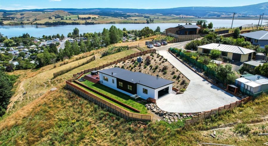  at 17 Kingsgate Lane, Waihola, Milton
