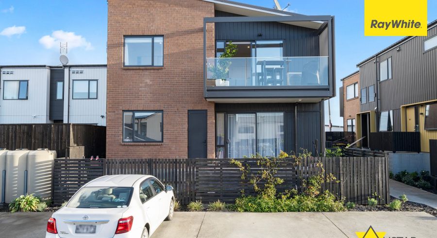  at 21/1 Scott Road, Hobsonville, Waitakere City, Auckland
