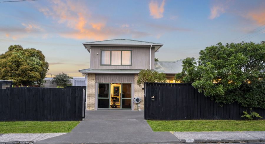  at 1A Mildmay Road, Henderson, Auckland