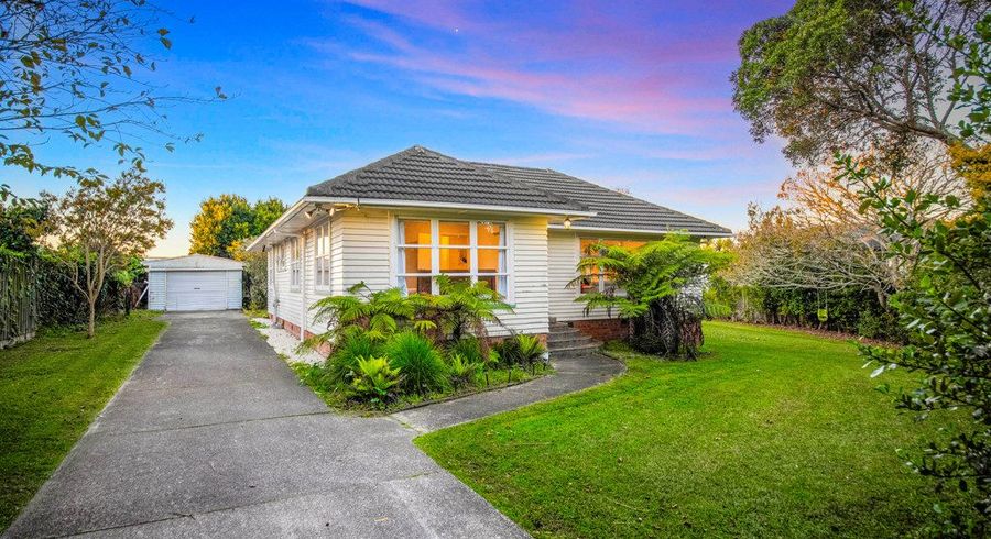  at 53 Glengarry Road, Glen Eden, Waitakere City, Auckland