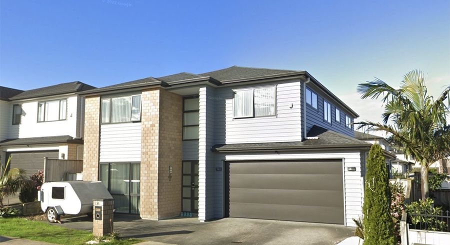  at 24 Carrickdawson Drive, Flat Bush, Auckland
