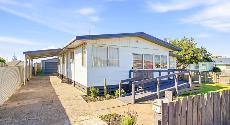  at 27 Cross Street, Castlecliff, Whanganui, Manawatu / Whanganui