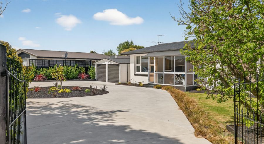  at 100 Avondale Road, Avondale, Christchurch City, Canterbury