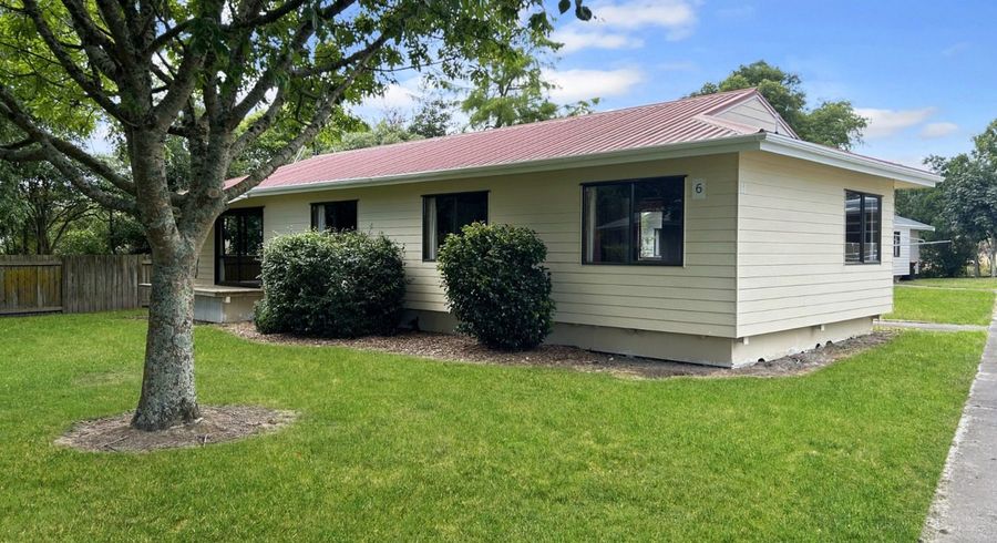  at 6 Keiller Place, Fitzherbert, Palmerston North, Manawatu / Whanganui