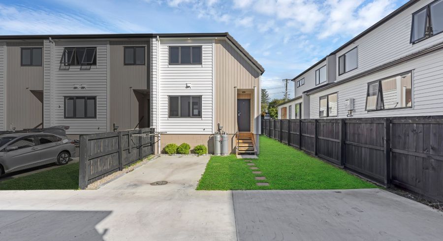  at 64A Coxhead Road, Manurewa, Manukau City, Auckland