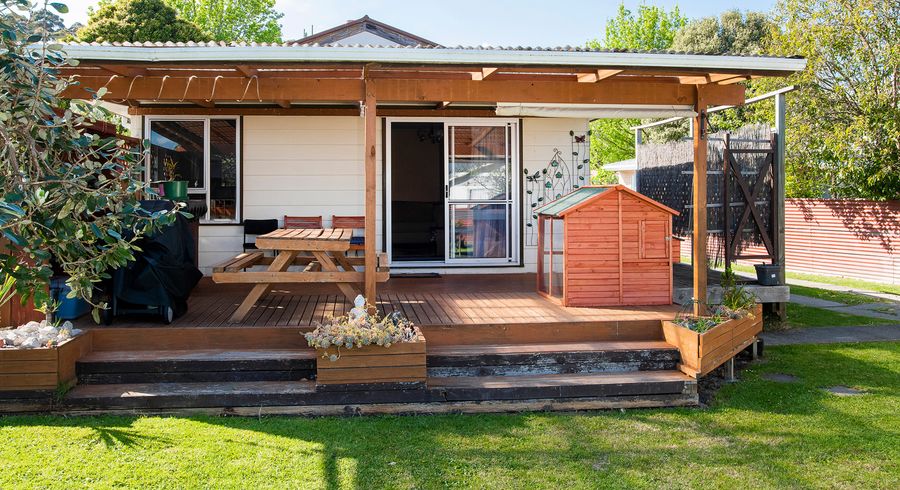  at 8 Dennis Street, Outer Kaiti, Gisborne