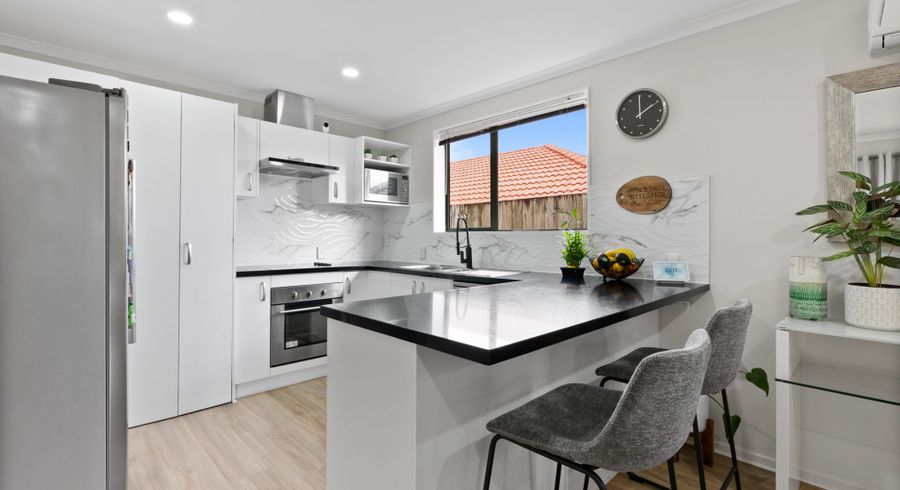  at 4 Kumar Place, The Gardens, Manukau City, Auckland