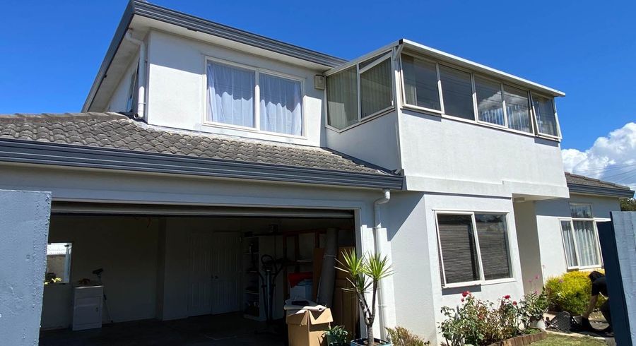  at 1/2 Carrs Place, Ellerslie, Auckland