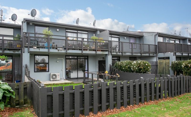  at 3/98 Burns Street, Leamington, Cambridge