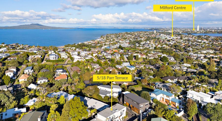  at 5/18 Parr Terrace, Castor Bay, North Shore City, Auckland