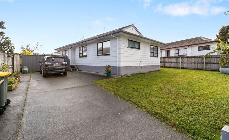  at 30 Cabello Drive, Unsworth Heights, North Shore City, Auckland