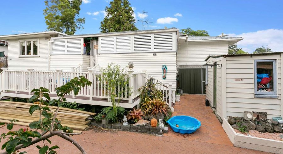  at 56 Clayburn Road, Glen Eden, Waitakere City, Auckland