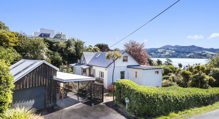  at 2 Roebuck Rise, Broad Bay, Dunedin