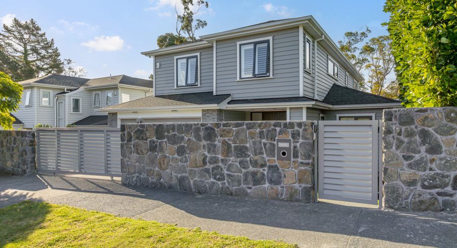  at 35 Chatham Avenue, Mount Albert, Auckland
