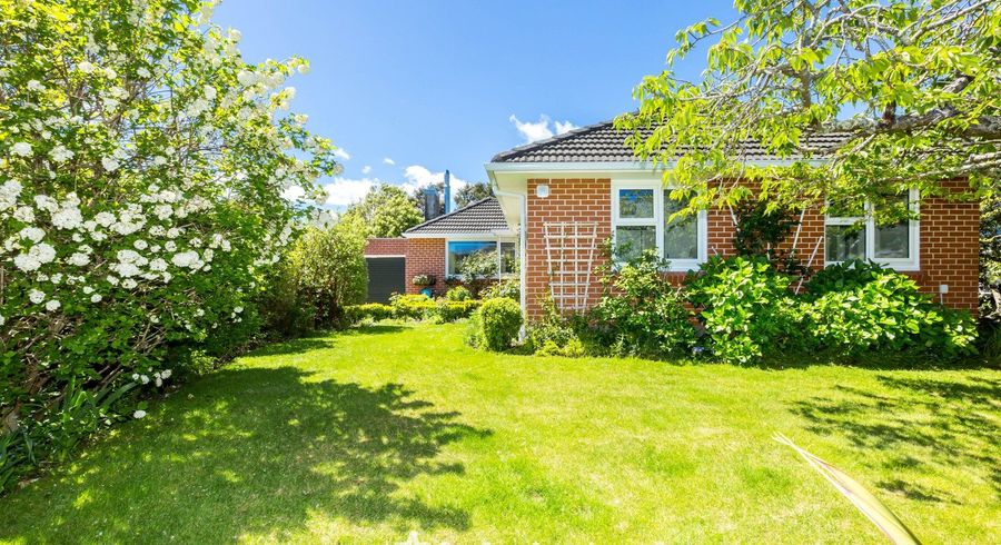  at 37 Sunbrae Drive, Silverstream, Upper Hutt, Wellington