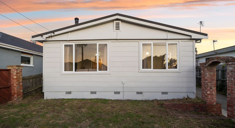  at 45 Effingham Street, North New Brighton, Christchurch City, Canterbury