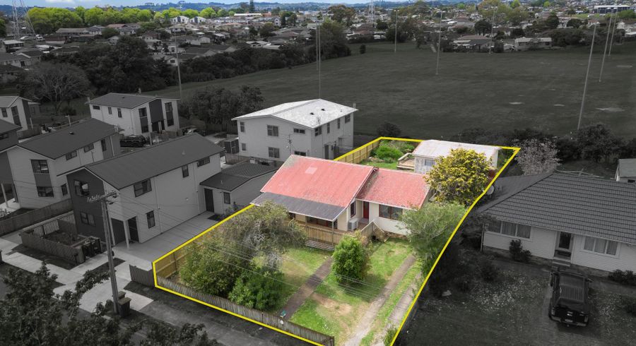  at 22 Awatere Street, Clover Park, Auckland