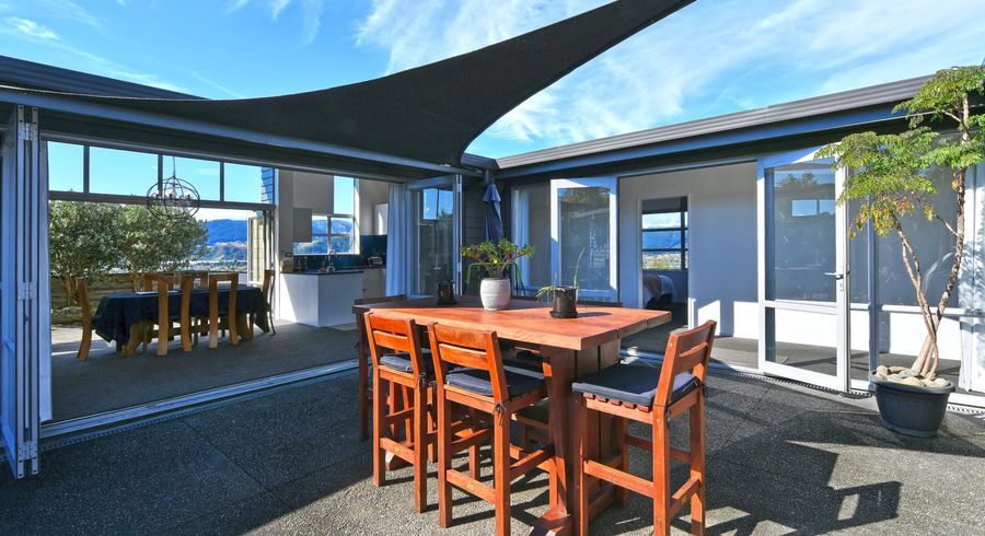  at 12 Cosgrove Rise, Riverstone Terraces, Upper Hutt