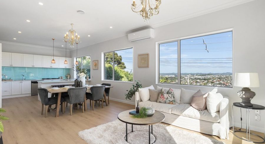  at 517 East Coast Road, Murrays Bay, North Shore City, Auckland