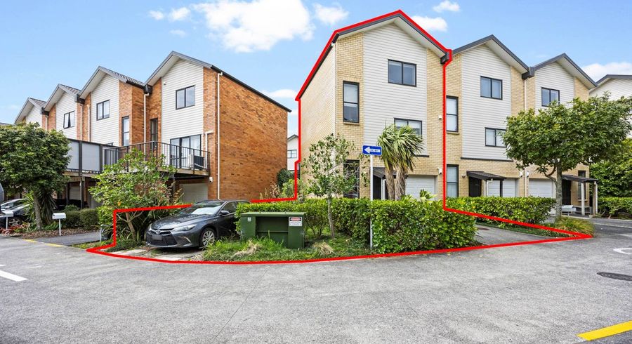  at 221/172 Mcleod Road, Te Atatu South, Waitakere City, Auckland