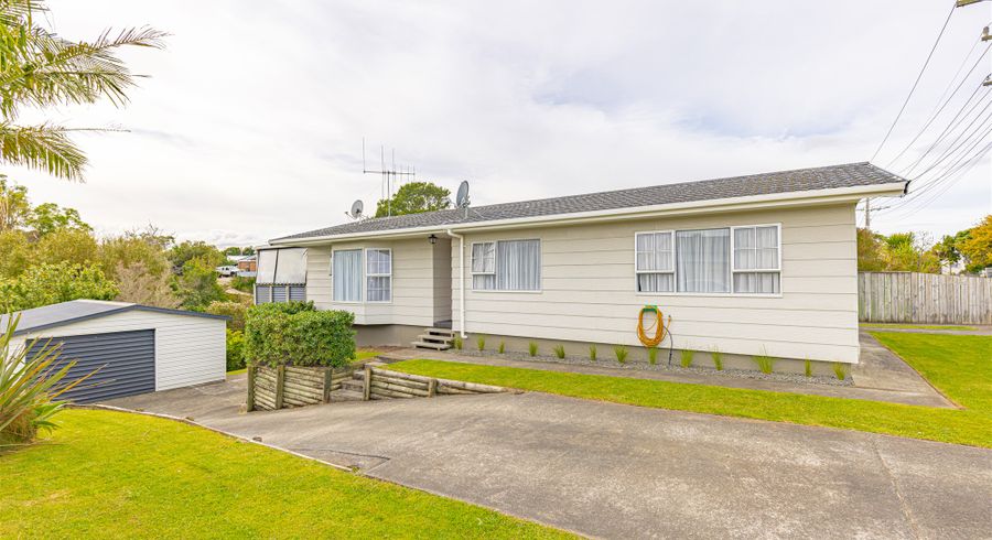  at 16 Burtts Road, Durie Hill, Whanganui