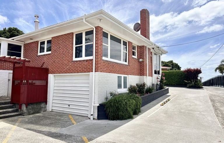  at 19 Fairlea Road, Te Atatu South, Waitakere City, Auckland