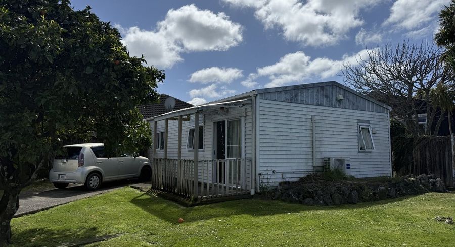  at 1/1 Titoki Street, Te Atatu Peninsula, Waitakere City, Auckland
