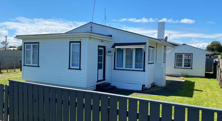  at 10 Cornfoot Street, Castlecliff, Whanganui, Manawatu / Whanganui