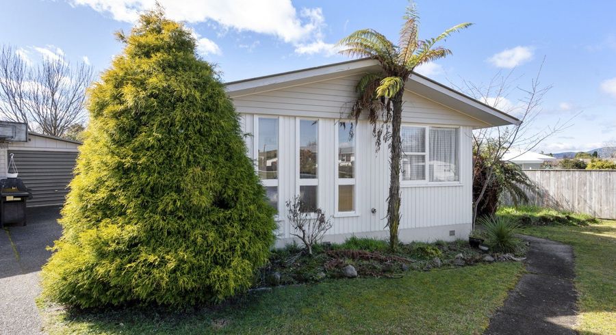  at 4 Jade Place, Pukehangi, Rotorua