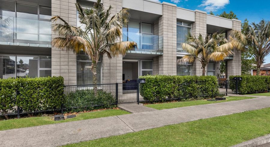  at 13 Bickerton Way, Flat Bush, Auckland