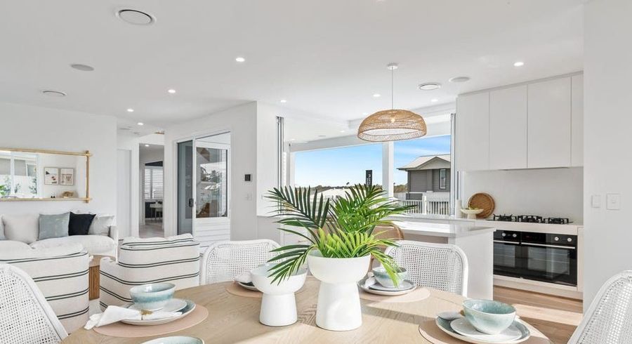  at 25 Whenuateitei Crescent, Stanmore Bay, Rodney, Auckland