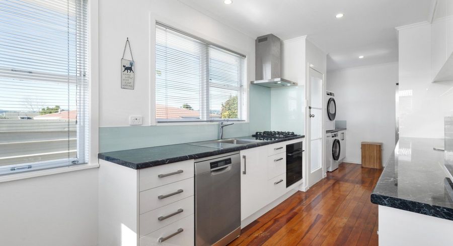 at 8 Simmonds Grove, Greerton, Tauranga, Bay Of Plenty