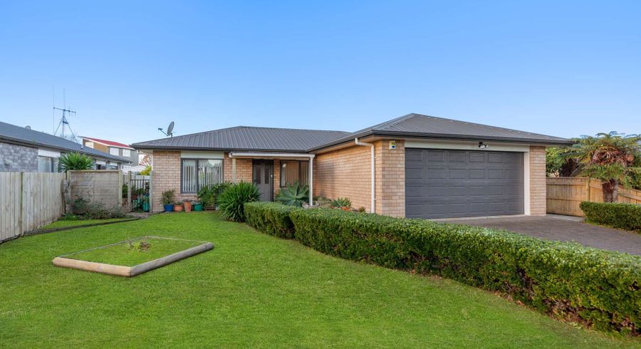  at 20 Catalina Drive, Melville, Hamilton