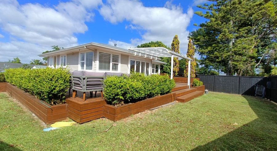  at 2 Cindy Place, Pakuranga, Auckland