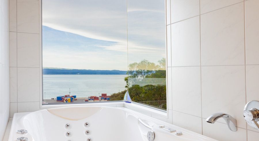  at 4B Seapoint Road, Bluff Hill, Napier, Hawke's Bay