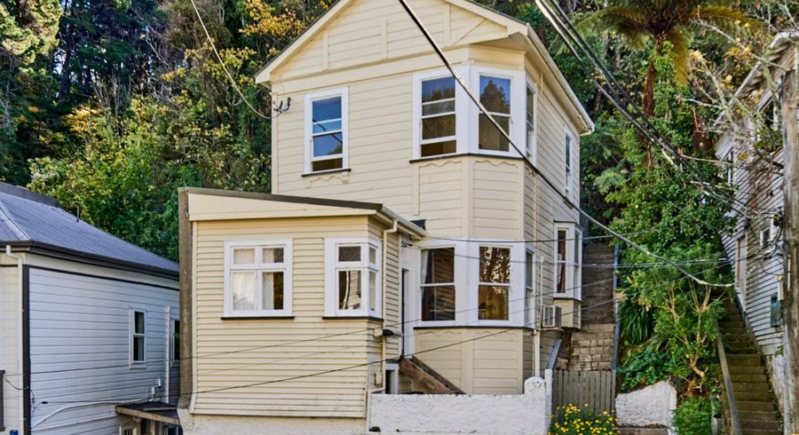  at 21 Adams Terrace, Aro Valley, Wellington, Wellington