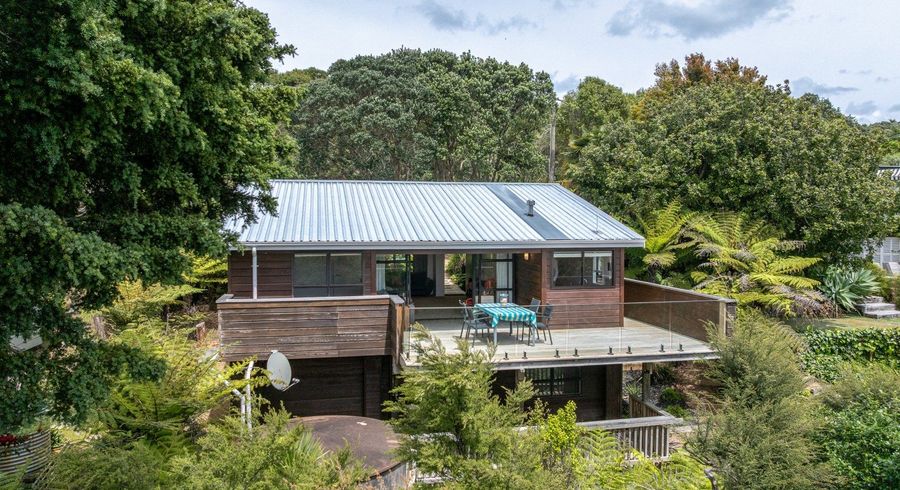  at 31 Causeway Road, Surfdale, Waiheke Island, Auckland
