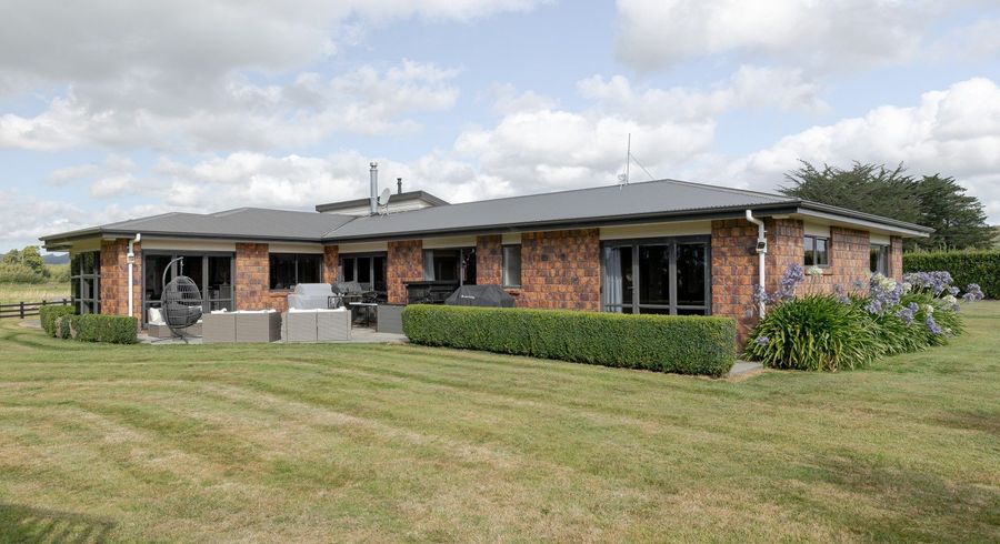  at 37 Tawera Road, Mangatainoka, Pahiatua