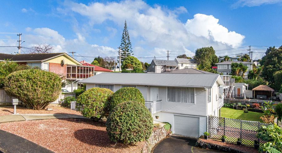  at 1 Hamilton Place, Glenfield, Auckland