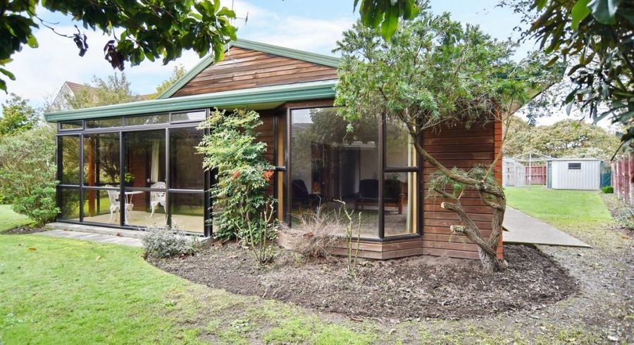  at 11 Lakewood Drive, Burwood, Christchurch