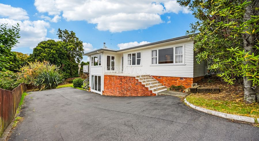  at 49 Tiroroa Avenue, Te Atatu South, Waitakere City, Auckland