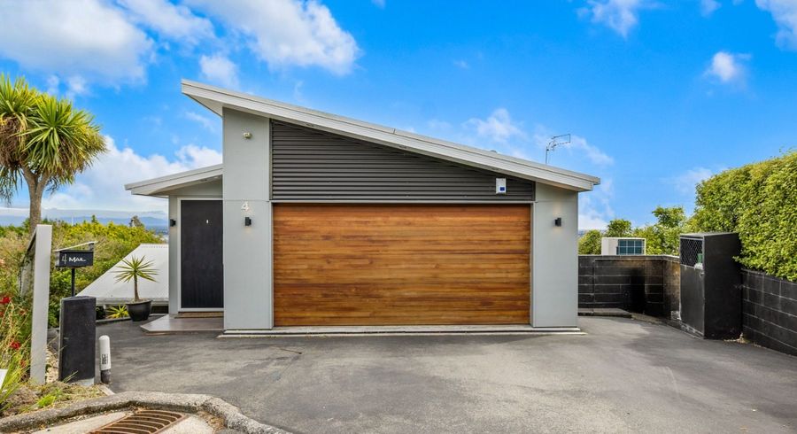  at 4 Patchett Place, Cashmere, Christchurch City, Canterbury