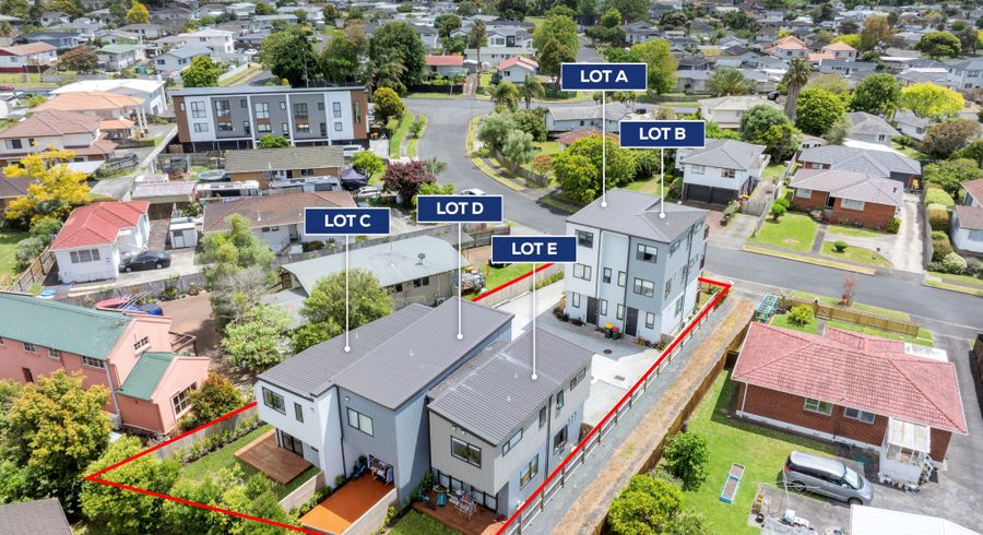  at 11E Mandarin Place, Half Moon Bay, Auckland