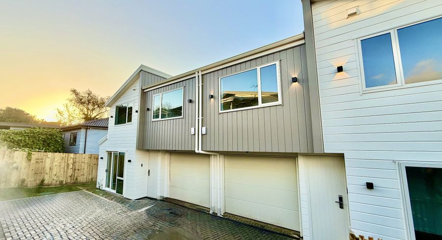  at 33b Riverhills Avenue, Pakuranga Heights, Manukau City, Auckland
