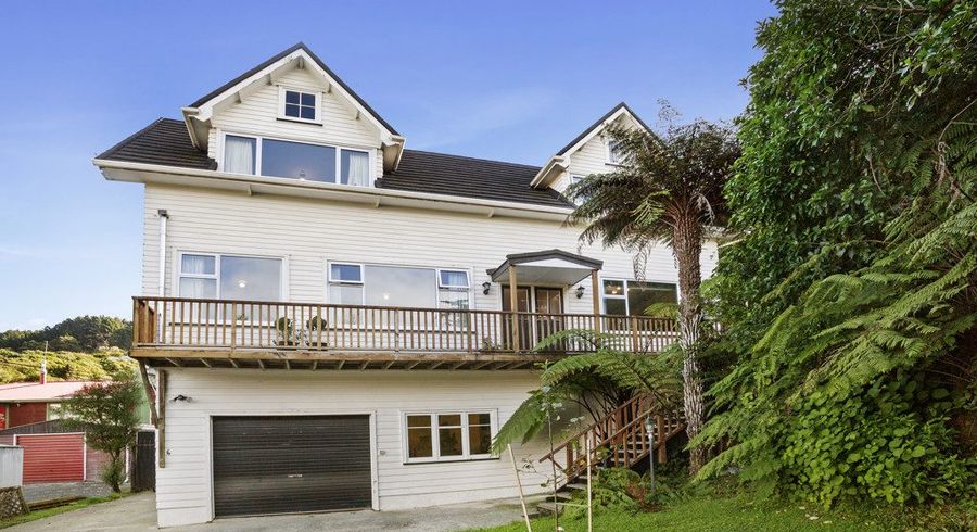  at 6 Thomas Hook Street, Tawa, Wellington, Wellington