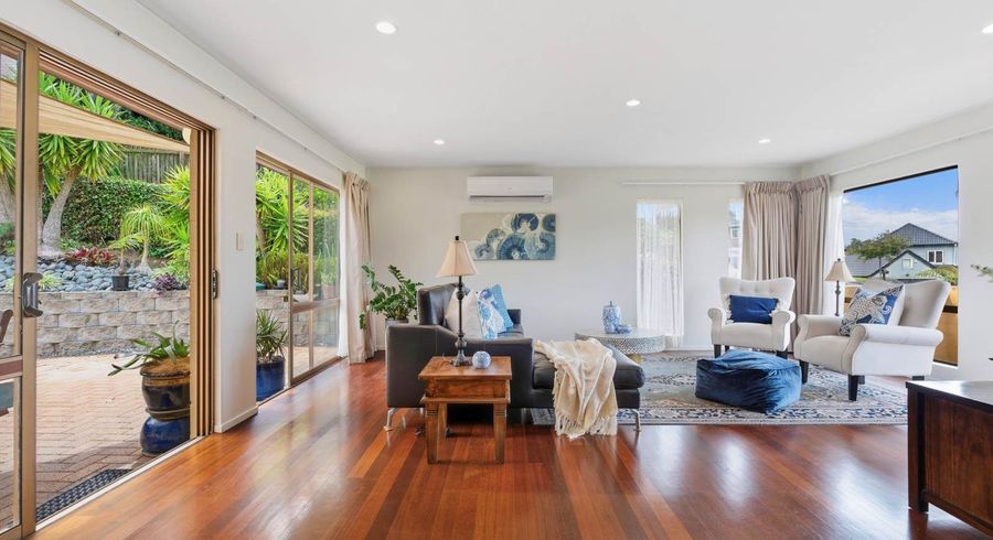  at 5 Wisteria Way, Mairangi Bay, North Shore City, Auckland