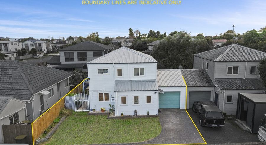  at 2/11 Marr Road, Manurewa, Manukau City, Auckland