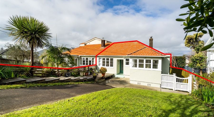  at 65 Old Lake Road, Narrow Neck, Auckland