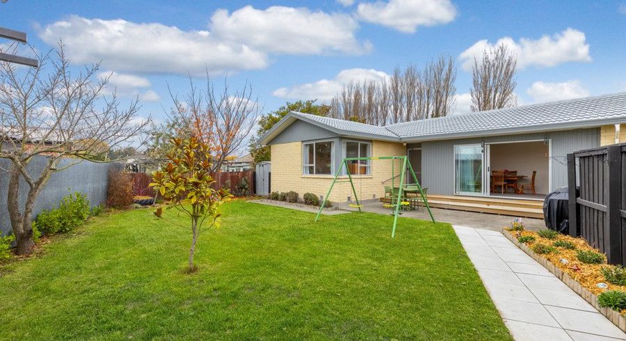  at 15 Stacey Place, Woolston, Christchurch City, Canterbury